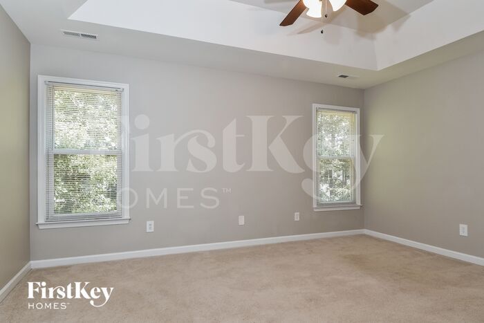 Building Photo - 1503 Groveland Trail