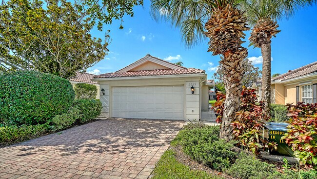Building Photo - 5533 Avellino Pl