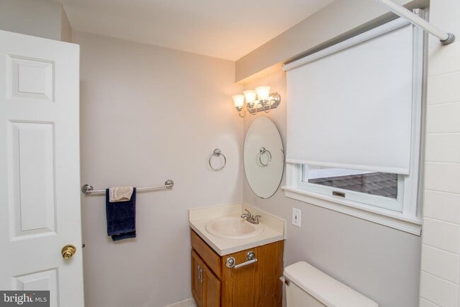 Building Photo - 1529 Margaret Ct