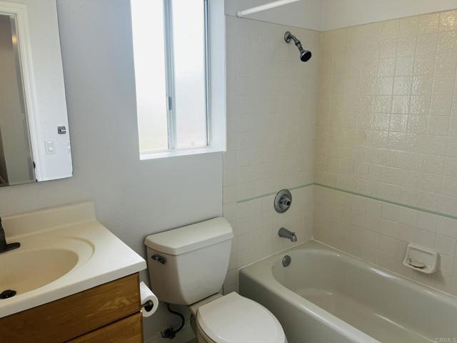 Building Photo - 2806 Atadero Ct