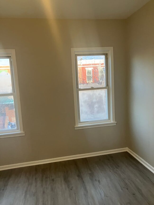 Building Photo - Coming Soon: 512 N Curley!