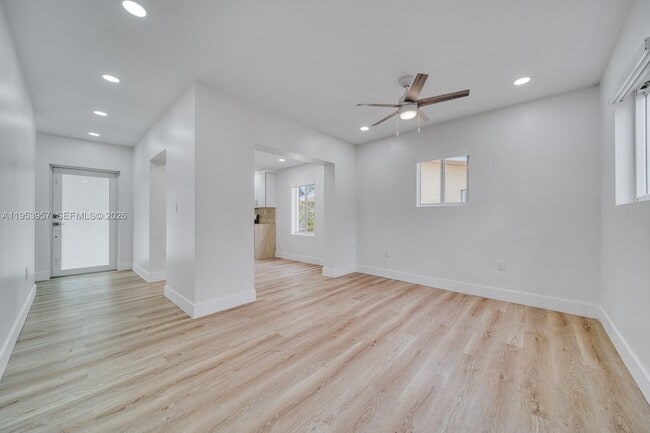 Building Photo - 4345 SW 5th Terrace