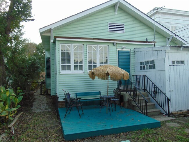 Building Photo - 3420 Avenue R