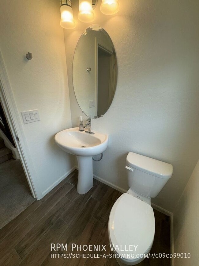 Building Photo - 383 N 157th Ln