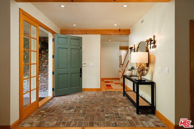 Building Photo - 7972 Mulholland Dr