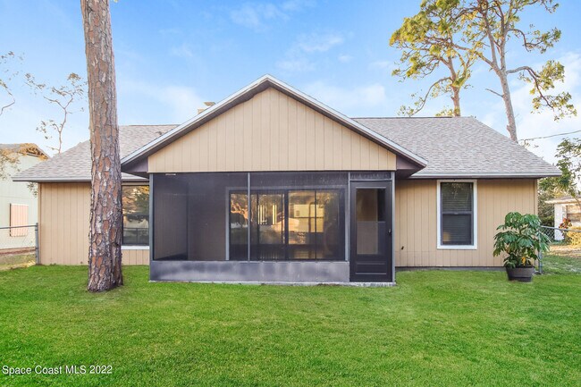 Building Photo - 110 Cardinal Dr