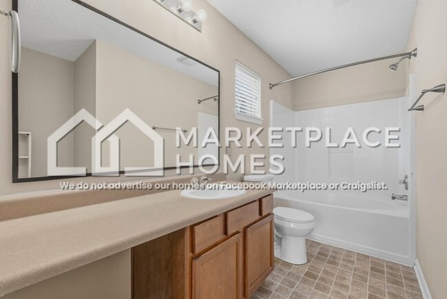 Building Photo - 5264 Brassie Dr