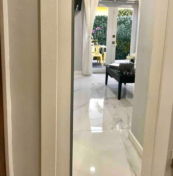 Building Photo - 15061 SW 89th Ct