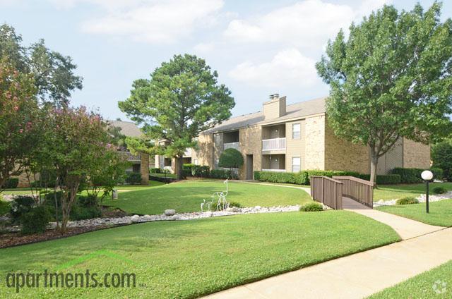 Primary Photo - The Creek At Brookhollow Apartments