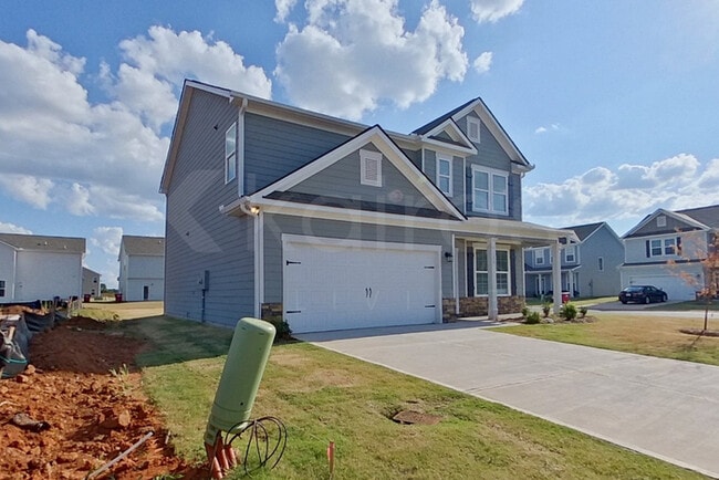 Building Photo - 100 English Oak Ln