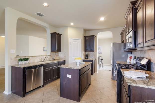 Building Photo - 12310 Red Maple Way