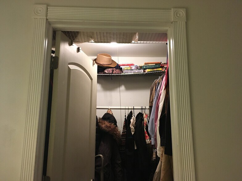 Building Photo - 1125 Miller Ln