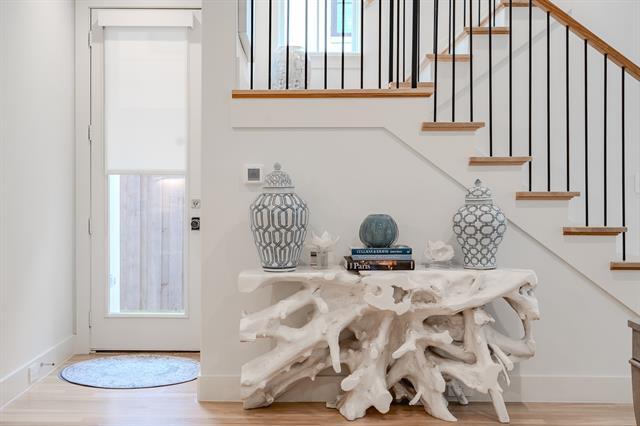 Building Photo - 4514 Fairway Ave