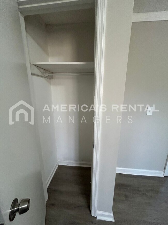 Building Photo - MOVE IN SPECIAL!!! - Home for rent in Adamsville! - Sign a lease by 5/15/26 to get ONE MONTH FREE!!!