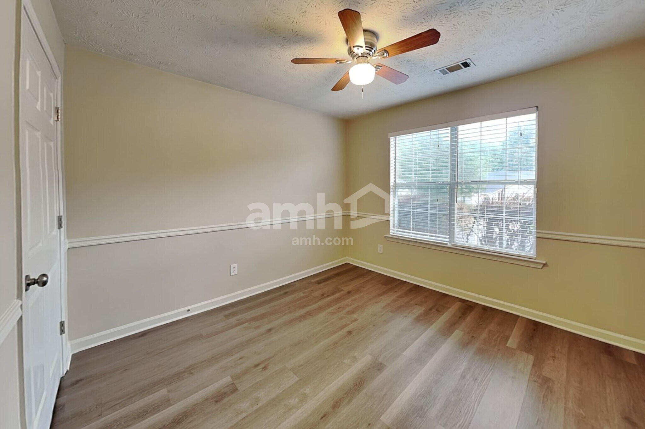 Building Photo - 4701 Gold Mine Dr