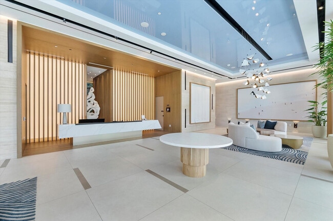 Building Photo - 151 N Seabreeze Blvd