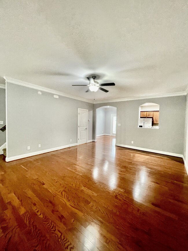 Building Photo - 518 Capstone Dr