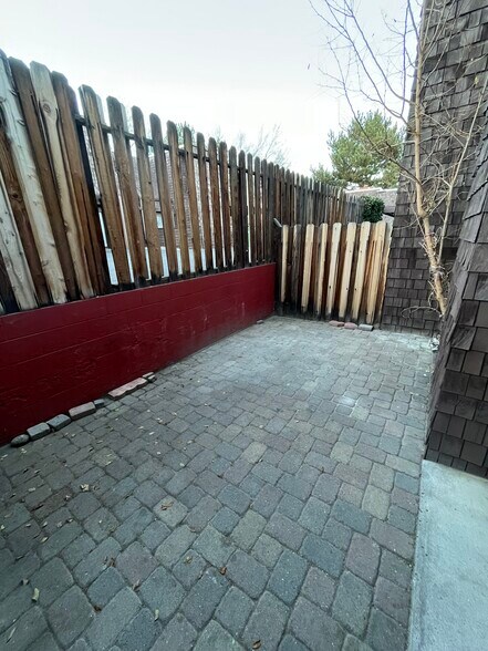 Building Photo - 4195 Baker Ln