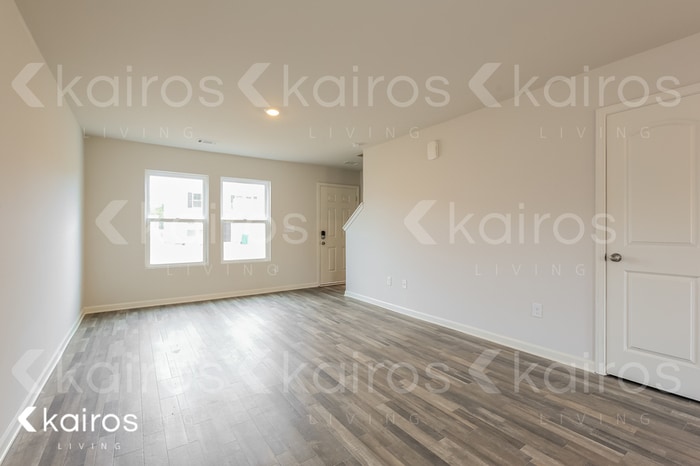 Building Photo - 841 VISTAMOUNT PATH