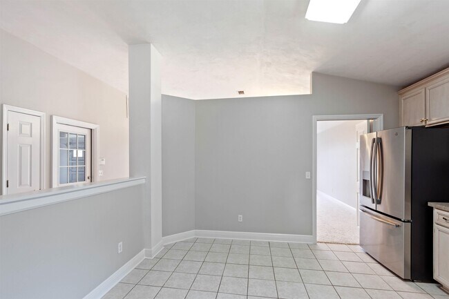 Building Photo - 7103 Shady Grove Way