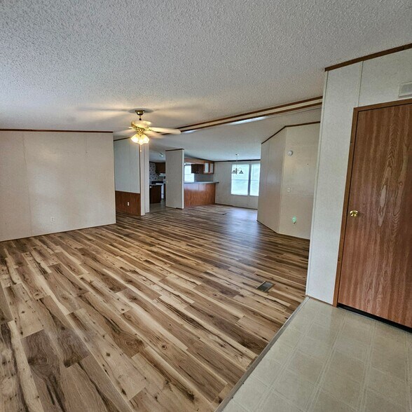 Building Photo - 330 Pooshee Plantation Way