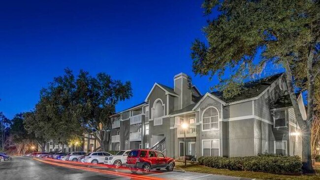 Building Photo - 8745 Palm Breeze Rd