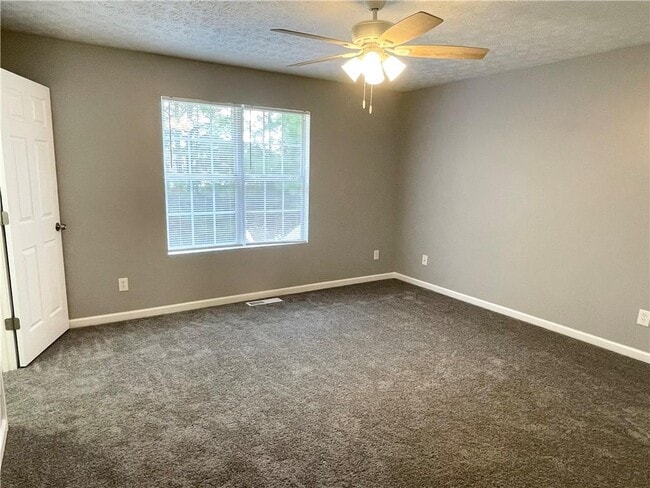 Building Photo - 7748 Bernardo Dr