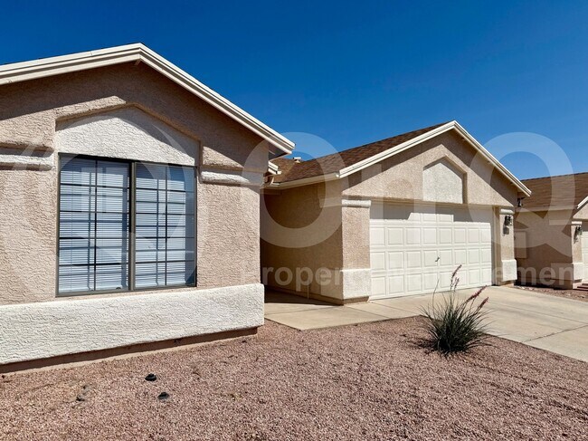 Building Photo - 8488 N Winchester Creek Dr