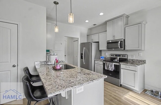 Building Photo - 1052 Grayson Ave