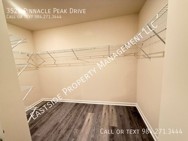 Building Photo - 3520 Pinnacle Peak Dr
