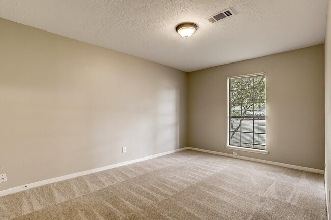 Building Photo - 6407 Crestside Dr