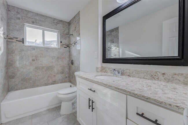 Building Photo - 7622 Williams St