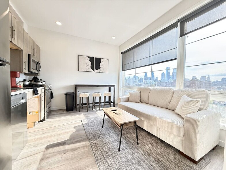 Building Photo - 501 N Perth St