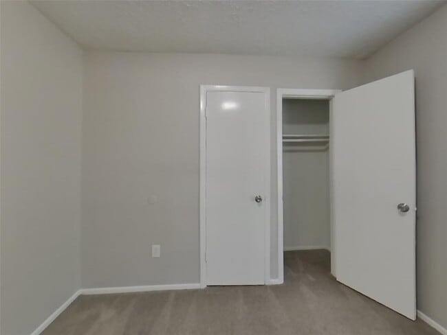 Building Photo - 16319 Silver Sky Ln