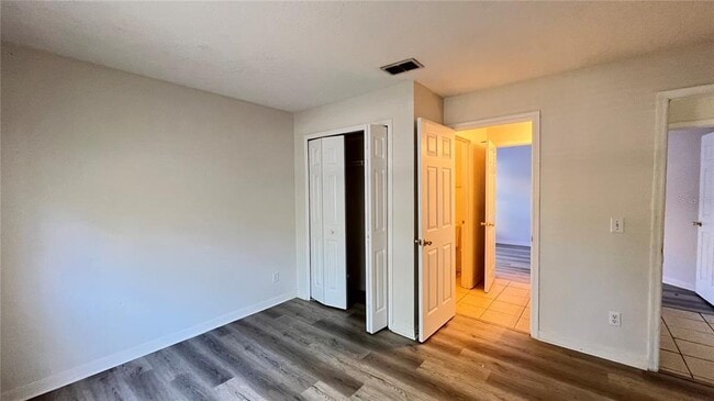 Building Photo - 1140 Cedarwood Way