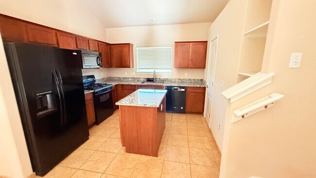 Building Photo - 3575 Sierra Del Sol Ave