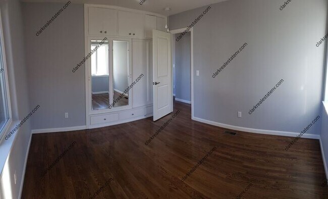 Building Photo - Old Southwest Reno home 3 Bed 2 Bath 1 car...