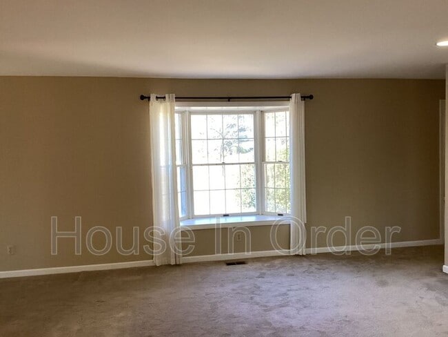 Building Photo - 112 Crooked Creek Rd