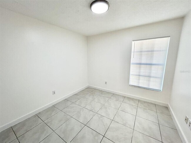 Building Photo - 10708 Brice Ct