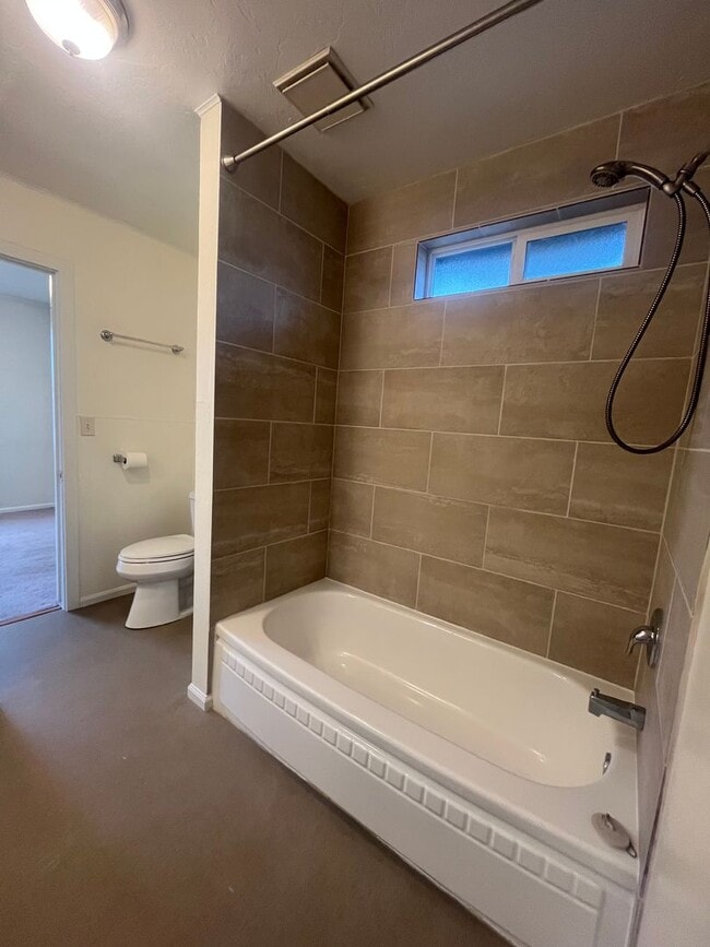 Building Photo - Remodeled 2-Bedroom Bungalow!