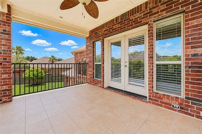 Building Photo - 1335 Altavilla Ln