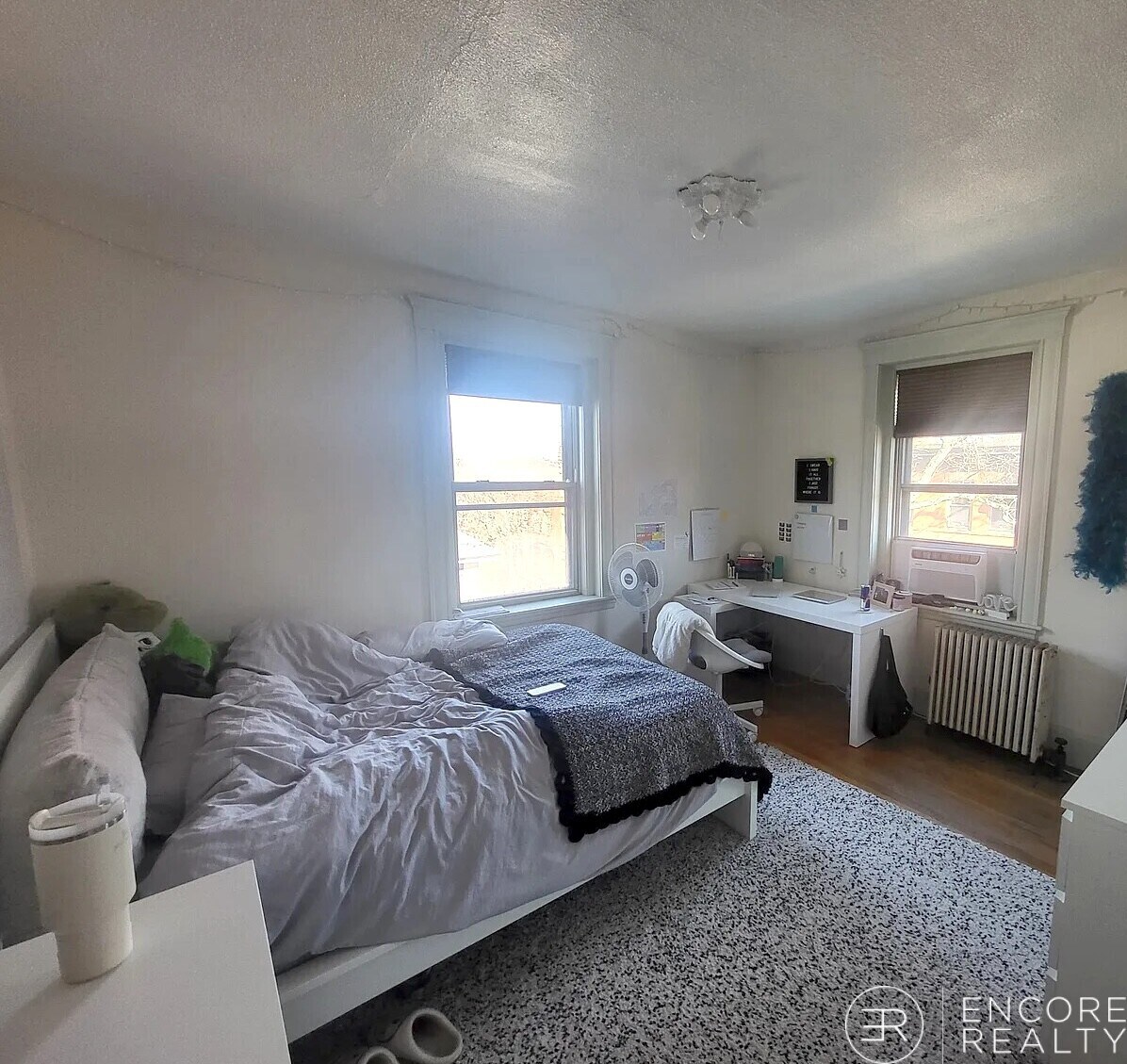 Building Photo - 16 Lakeville Rd