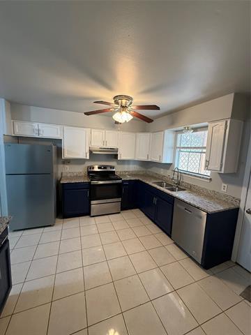 Building Photo - 2328 Garden Park Ct