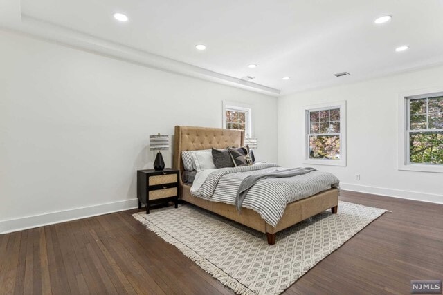 Building Photo - 648 E Broad St