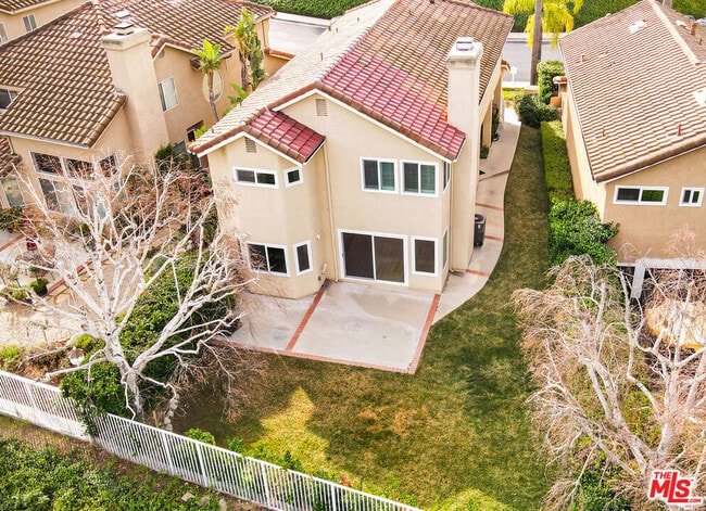 Building Photo - 4016 Cam Plano