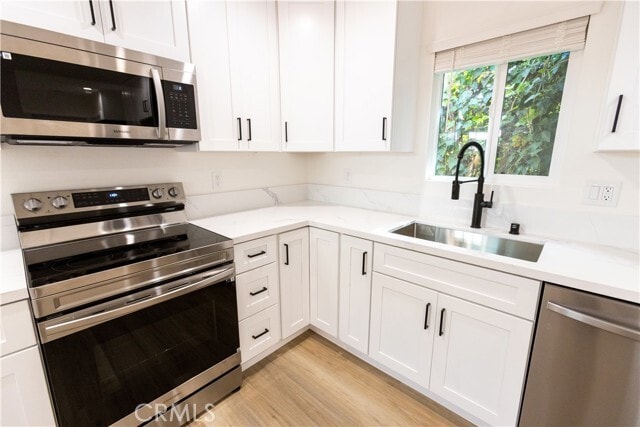 Building Photo - 638 W Glen Lyn Dr