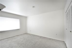 Building Photo - 1009 Sanlin Dr