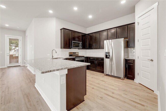 Building Photo - 2416 Bear Cub Bend