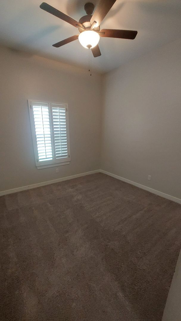 Building Photo - Beautiful 4 bedroom 2.5 bathroom home! READY NOW