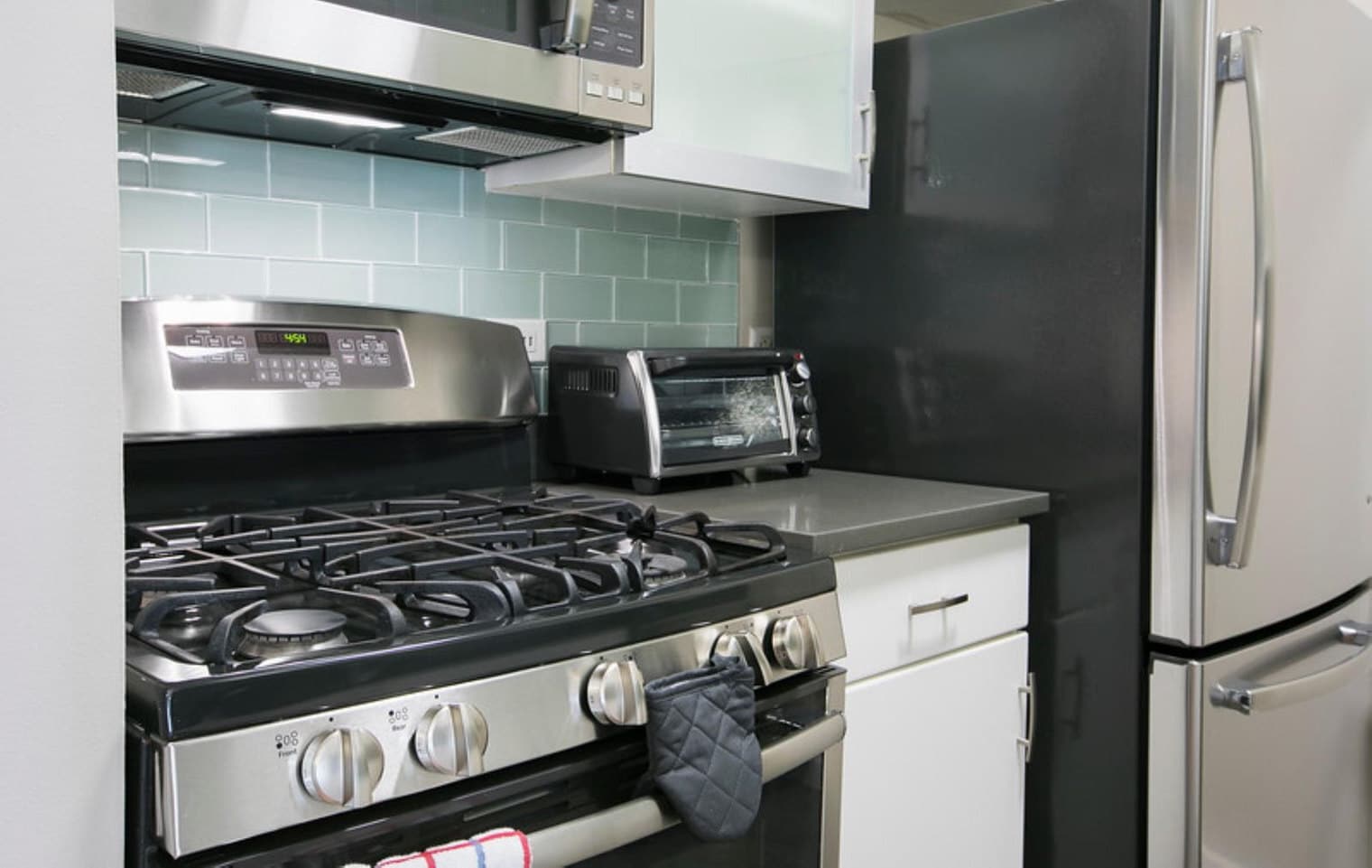 Building Photo - 189 W 89th St